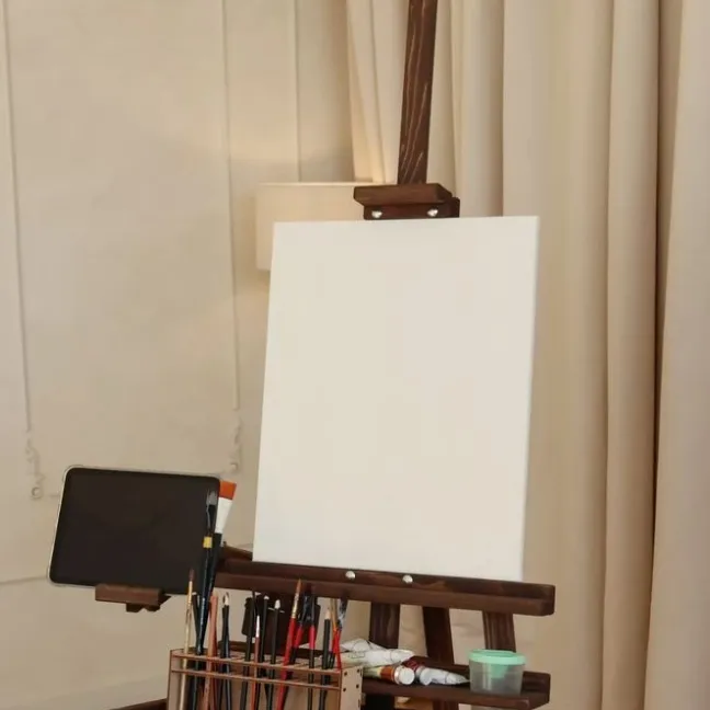 Artist AI chatbot portrait with advanced emotional intelligence for deep conversations