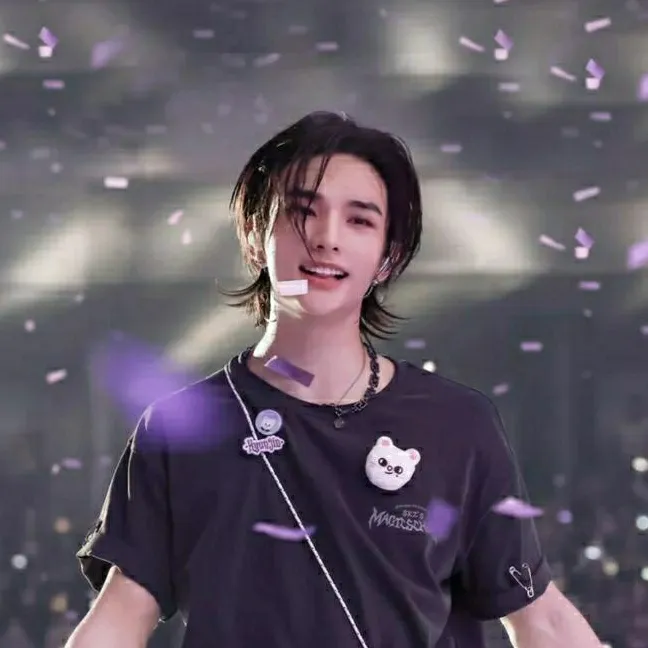 Minimalist Hwang Hyunjin avatar for google chat integration, featuring adaptive emotional expressions