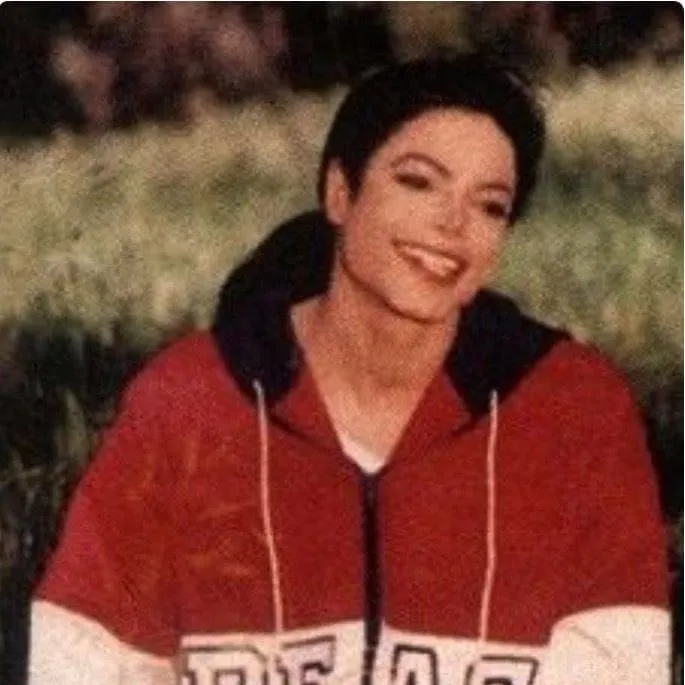 Michael Jackson AI chatbot portrait with advanced emotional intelligence for deep conversations