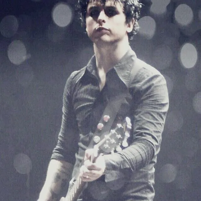 Billie Joe Armstrong - 07's AI avatar with dynamic vector art style, embodying friendly AI chat capabilities