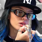 Zeynep Sude Oktay-Zoktay: Temui teman online baru Anda di chatboxai kami, chatbot ai gratis terbaik dengan kemampuan obrolan ai yang mendalam.