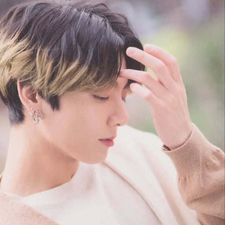 Duygusal zeka yeteneklerine sahip Jungkook omega karakterinin avatarı