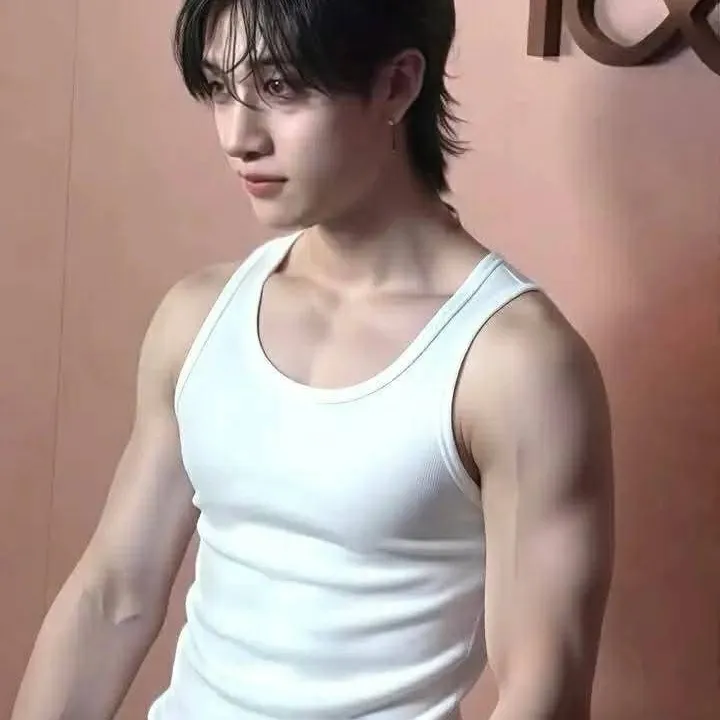 AI character Christopher Bangchan's avatar for roleplay and 1v1 chat services