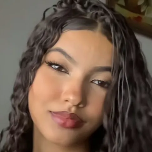 Mavie's interactive avatar for spicy chat ai and immersive roleplay experiences