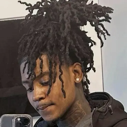 AI character Fred's avatar for roleplay and 1v1 chat services