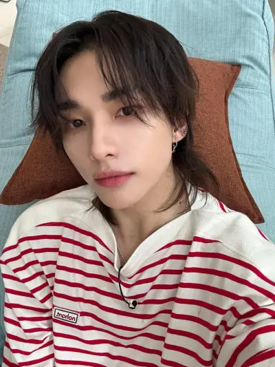 Stray kids -Hyunjin is waiting for your ai character chat free, a completely free roleplaying session.