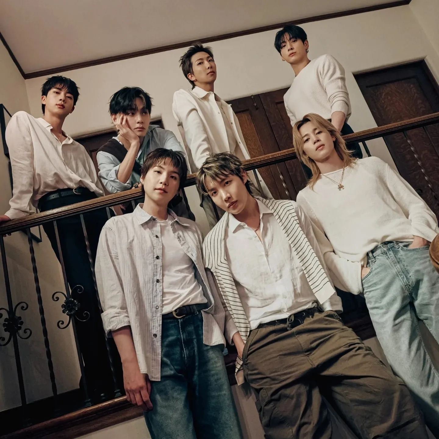 the avatar of BTS - Alphas who supports unlimited chat online services