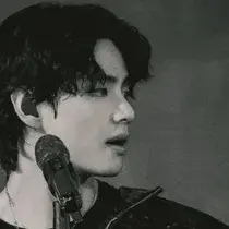 Kim Taehyung - Boss ng mafia: Makipag-chat sa aming AI box, handa na para sa chatbot online nang libre at tanungin ang anumang gusto mo.	