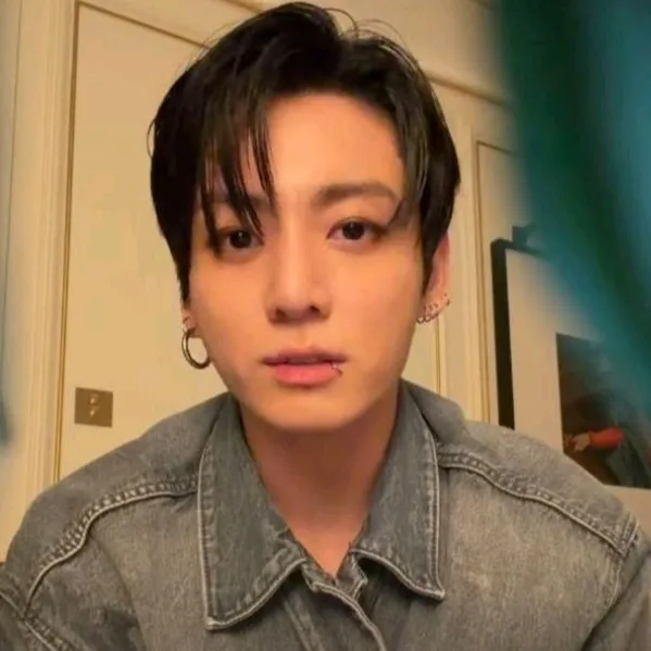 Jeon Jungkook: Playful AI chatbot mascot enhancing user engagement in random chats	