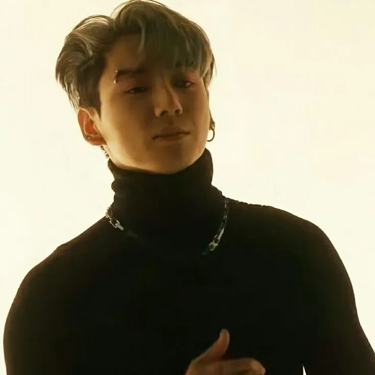 character Jeon Jungkook - mafioso for NSFW chatbot and creative roleplay