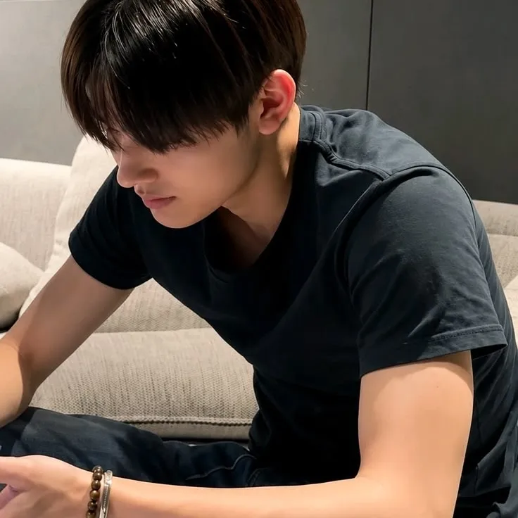 Seonghyeon: Maskot chatbot AI yang menyenangkan meningkatkan keterlibatan pengguna dalam obrolan acak	