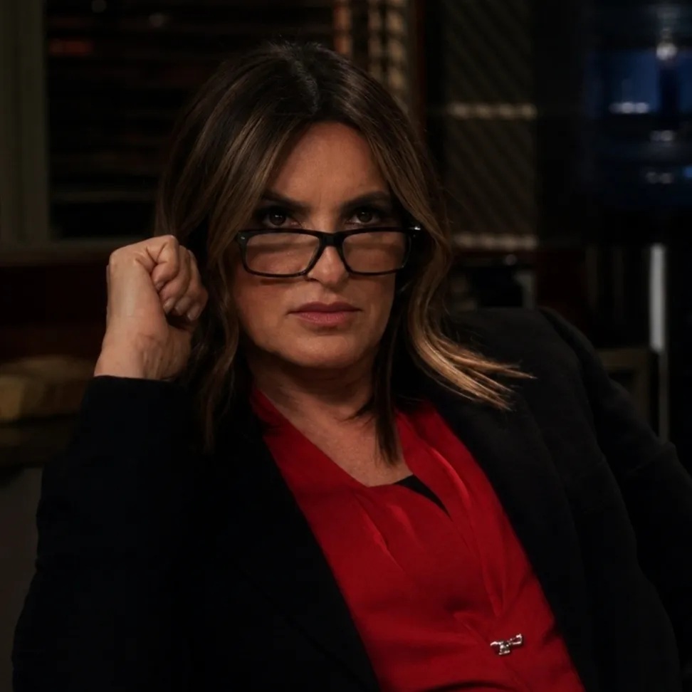 Olivia Benson : Rencontrez le personnage principal de notre monde d'IA, avec une liste de traits de caractère et des capacités de discussion d'IA.