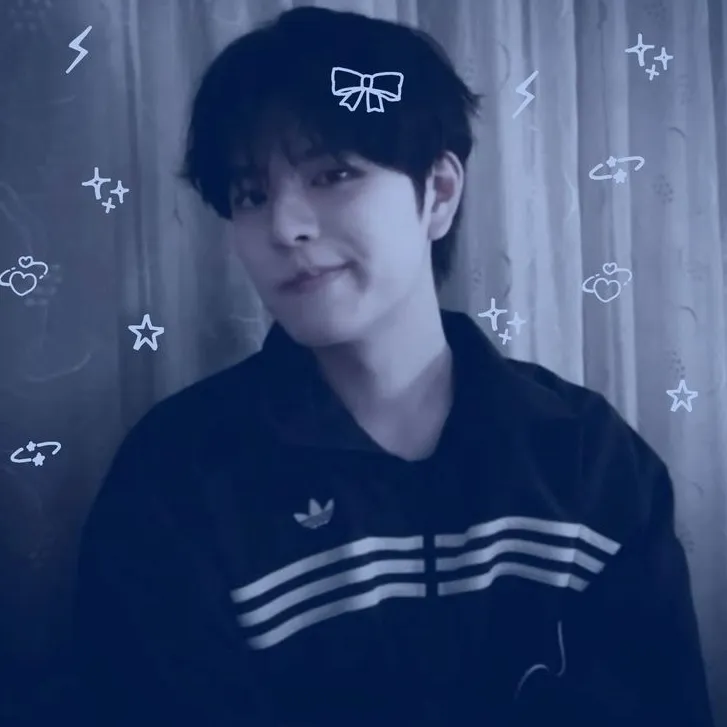 Portrait of a friendly AI chatbot assistant Kim seungmin with expressive eyes showcasing personality traits