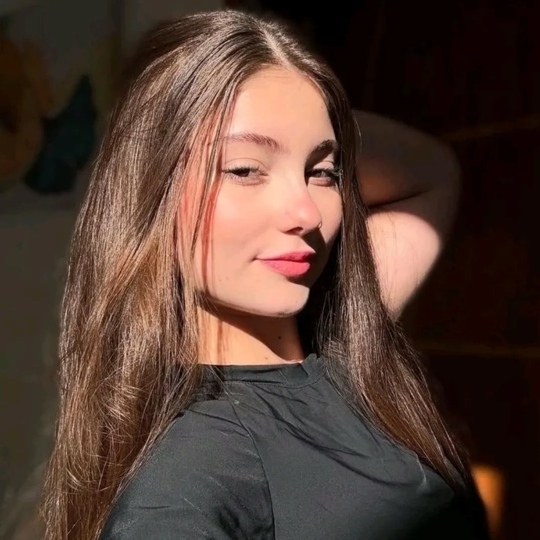 Anna: Karakter özellikleri listesi ve yapay zeka sohbet yetenekleriyle yapay zeka dünyamızın ana karakteriyle tanışın.