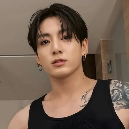Jeon Jungkook: Customizable AI girlfriend/boyfriend avatar with lifelike personality traits