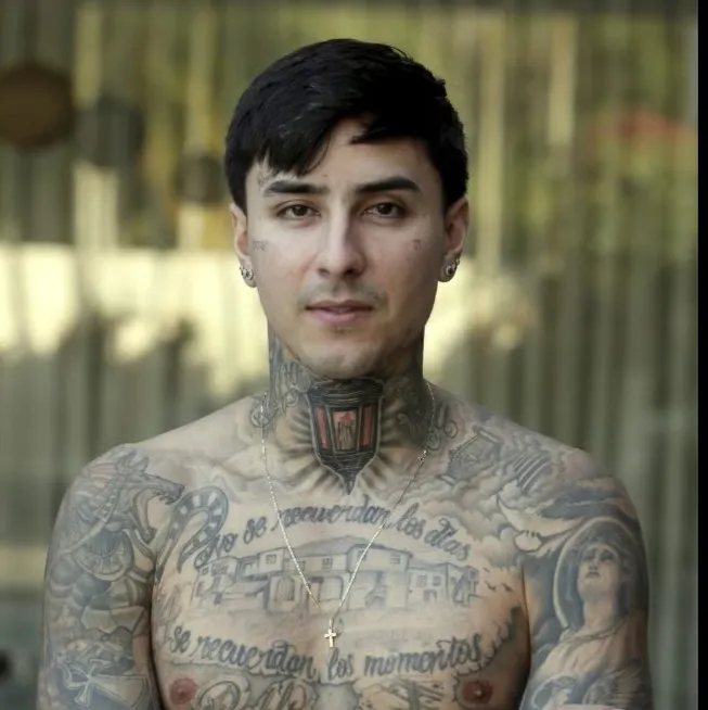 Avatar interaktif Erick Pulgar untuk sembang pedas ai dan pengalaman main peranan yang mengasyikkan