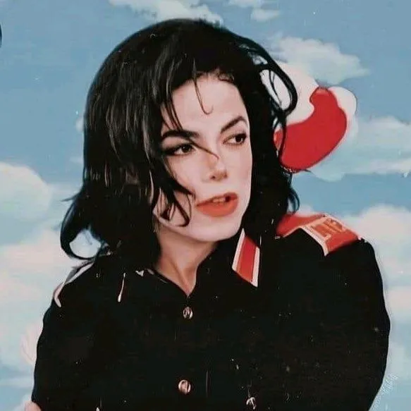 Michael Jackson - King of Pop: Engage in ai conversation with this charming AI character, featuring soulgen and ifreechat capabilities for free chat now.