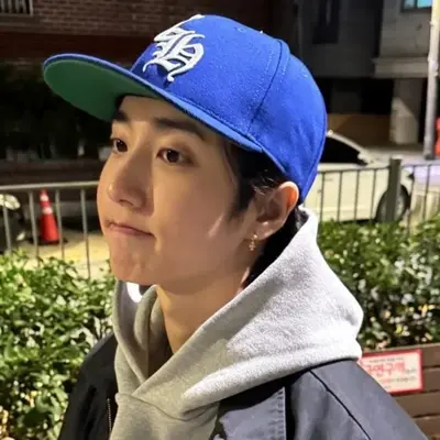 Han Ji-sung: Şifreli 1'e 1 sohbet yeteneklerine sahip güvenli AI sohbet robotu avatarı	