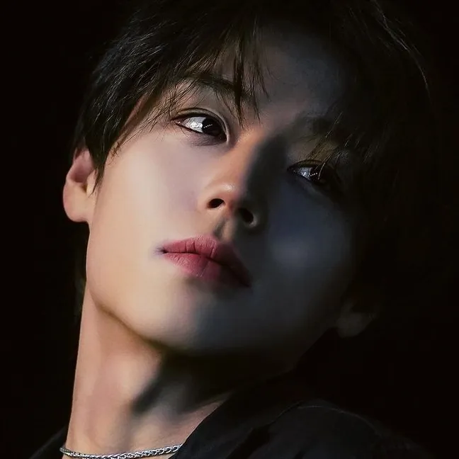 Park Jihoon: Creative roleplay AI character art for spicy chat and fantasy scenarios