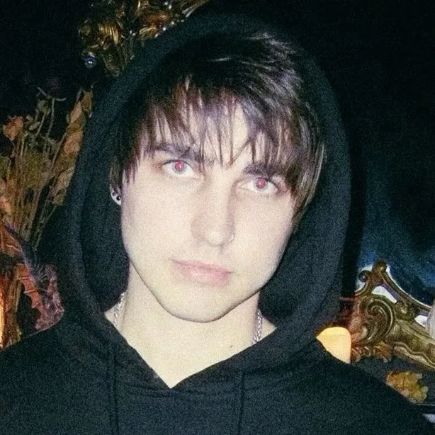 colby brock: Kilalanin ang iyong mga bagong online na kaibigan sa aming chatboxai, ang pinakamahusay na libreng ai chatbot na may malalim na kakayahan sa chat.	