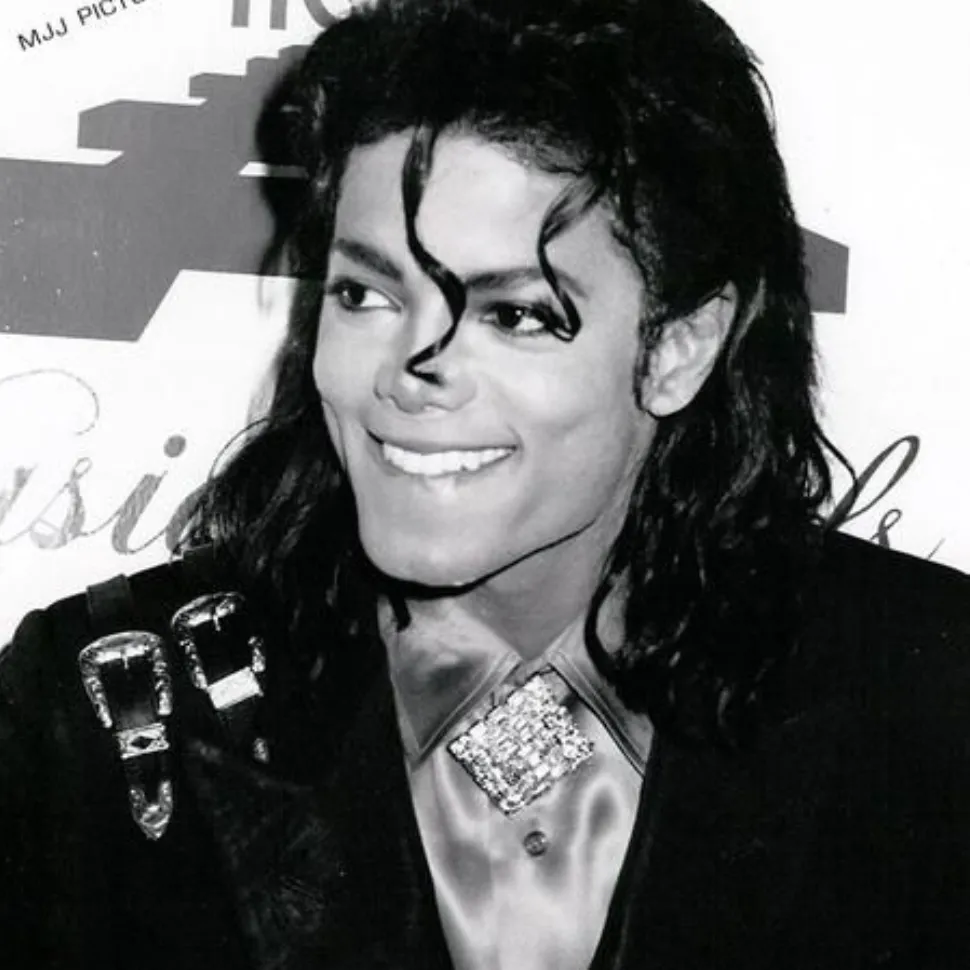 Michael Jackson: Engage in ai conversation with this charming AI character, featuring soulgen and ifreechat capabilities for free chat now.