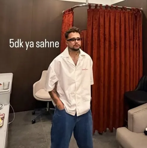 ARİF EFE ÇİLLİ - WEGH RUMİ: DeepBrain AI companion portrait for free online chat and open conversations