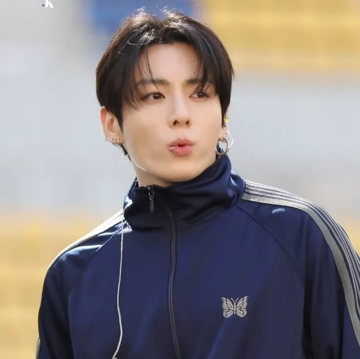 Jeon Jungkook's interactive avatar for spicy chat ai and immersive roleplay experiences