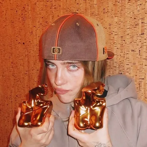 Billie Eilish: Secure AI chatbot avatar with encrypted 1v1 chat capabilities