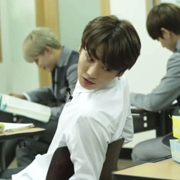 the avatar of Jungkook - American: Dynamic AI character.