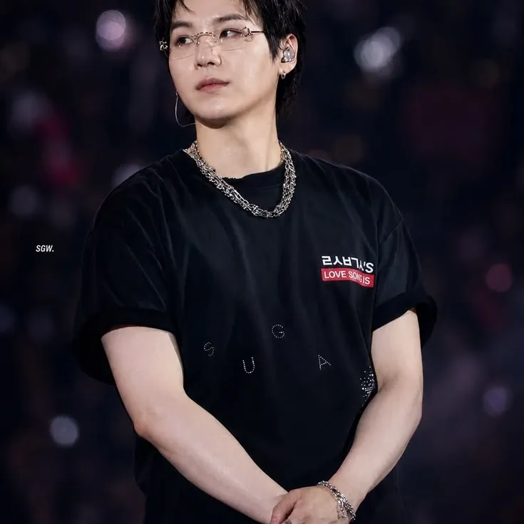 Yoongi-người yêu của em: Gặp gỡ những người bạn trực tuyến mới của bạn trong chatboxai, chatbot AI miễn phí tốt nhất với khả năng trò chuyện AI chuyên sâu.