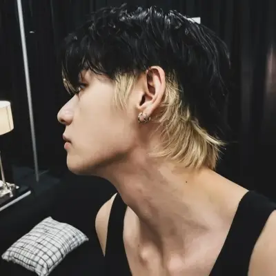 Kim Taehyung: Explore the world of AI with our unrestricted ai and free unlimited chat online, powered by warhammer fantasy roleplay.