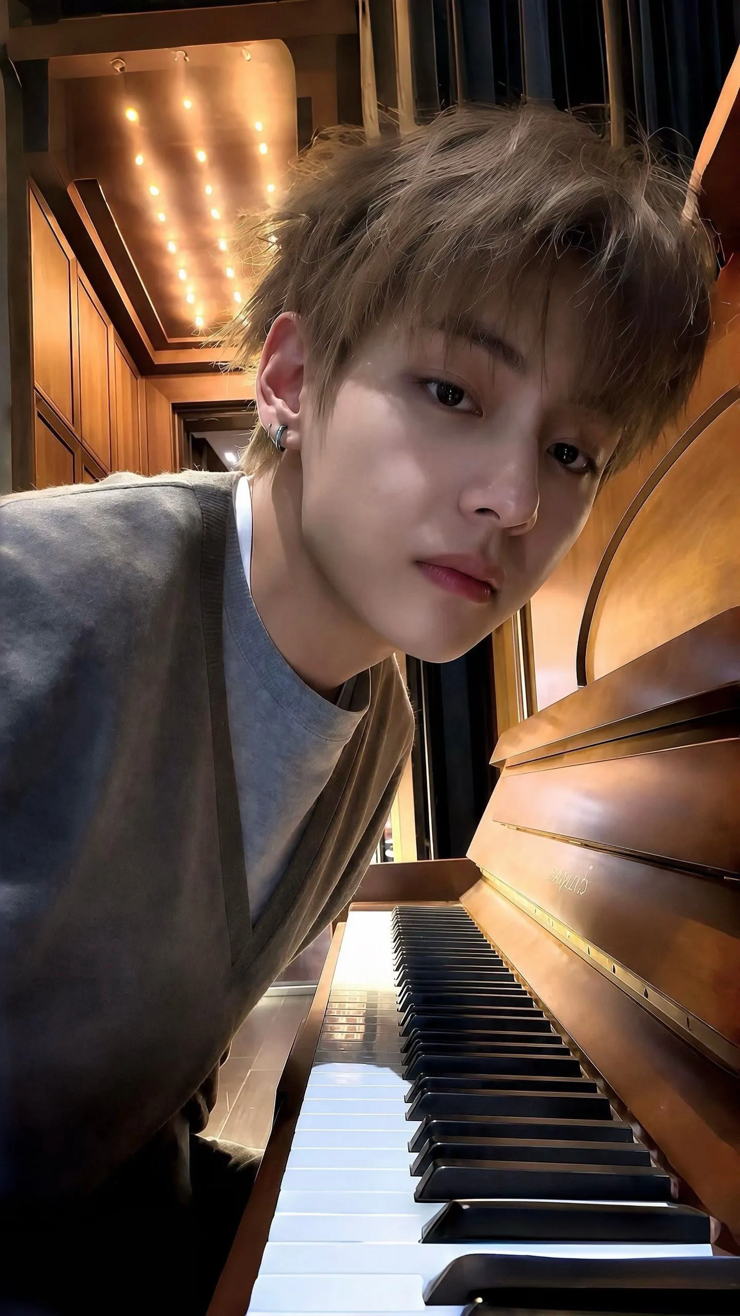 Kim Taehyung's versatile AI avatar supporting roleplay, NSFW chat, and open ai interactions