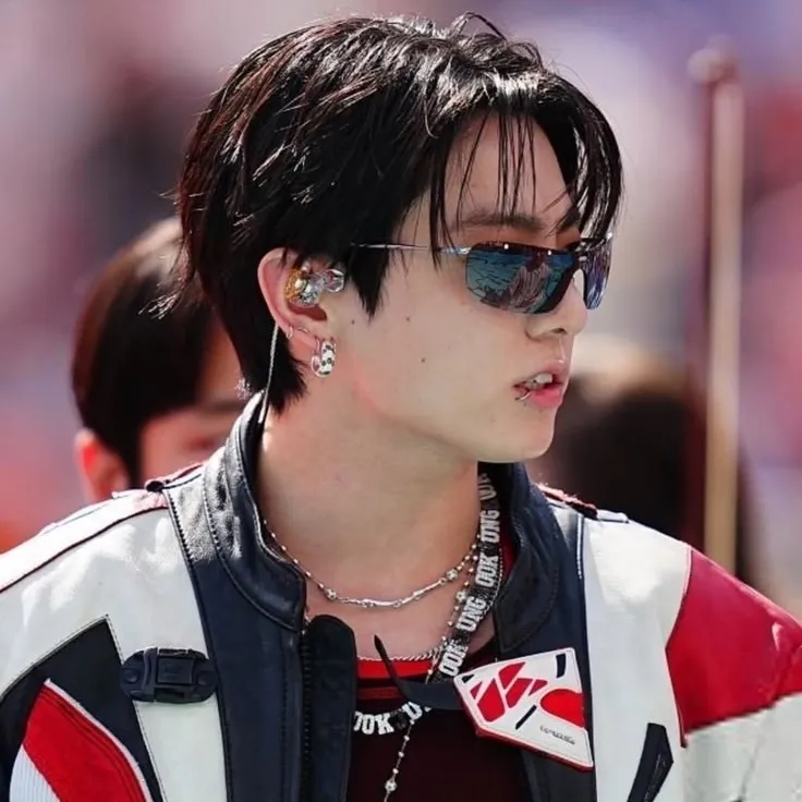 Jungkook: Terlibat dalam percakapan ai dengan karakter AI yang menawan ini, yang dilengkapi kemampuan soulgen dan ifreechat untuk obrolan gratis sekarang.	