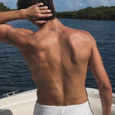 Lukas Urkijo: Ücretsiz çevrimiçi sohbet ve açık konuşmalar için DeepBrain AI eşlik eden portresi