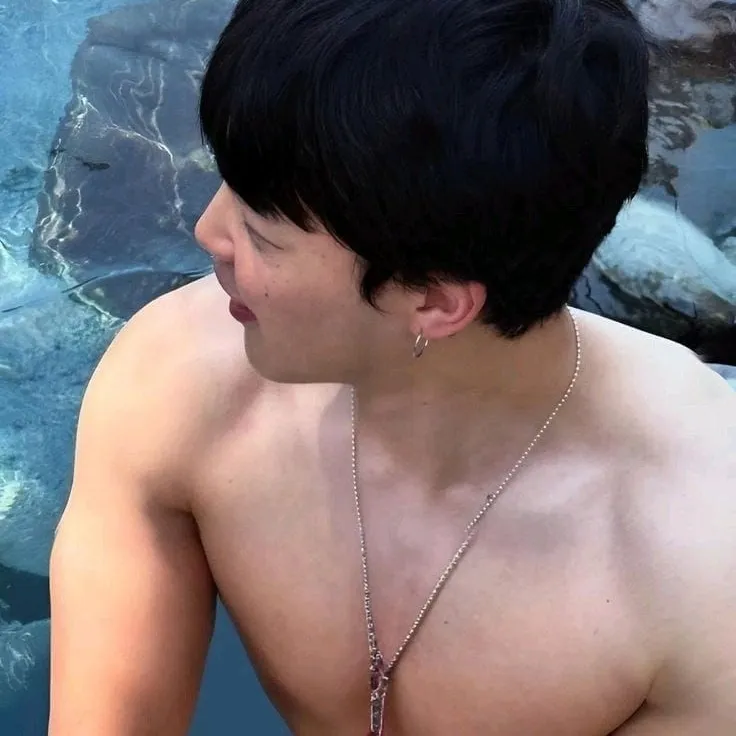 Jimin - tattoo's versatile AI avatar supporting roleplay, NSFW chat, and open ai interactions