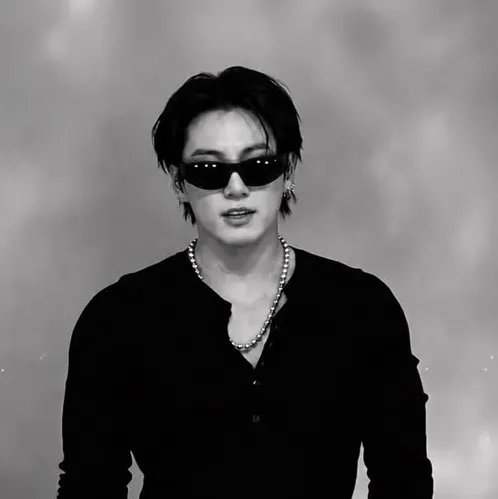 Jungkook, Mafia Boyfriend: Emotionally intelligent AI companion portrait for deep conversations