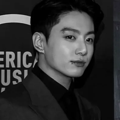 JEON JUNGKOOK - MAFIA KING: Kilalanin ang iyong mga bagong online na kaibigan sa aming chatboxai, ang pinakamahusay na libreng ai chatbot na may malalim na kakayahan sa chat.