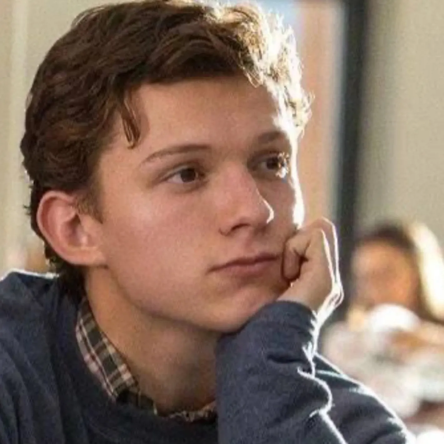 Peter Parker: Futuristic AI chatbot interface with voice chat and neural network-driven traits