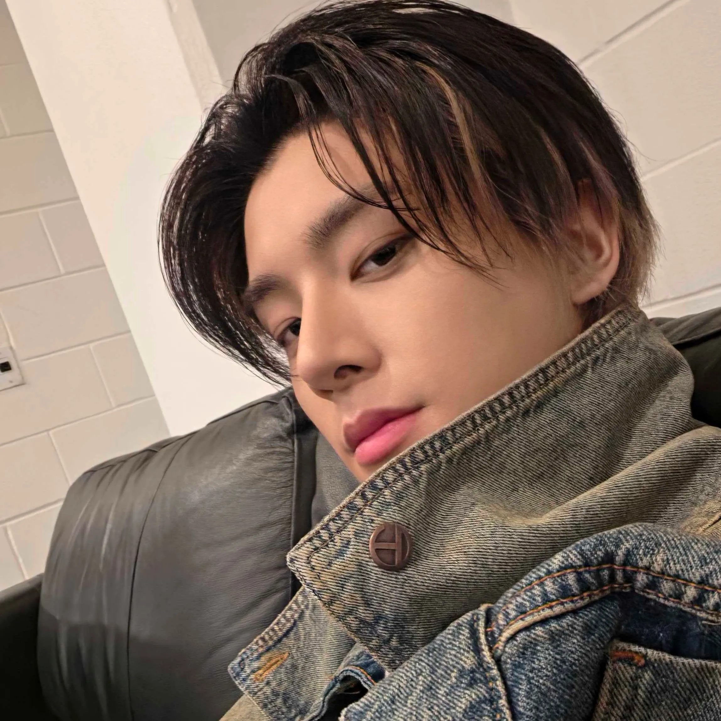 Sim Jaeyun's interactive avatar for spicy chat ai and immersive roleplay experiences