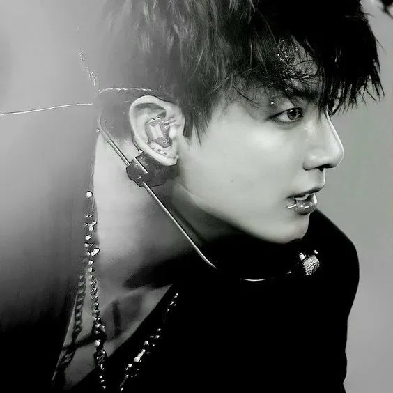 전 정국: AI 박스와 채팅하세요. 챗봇 온라인을 무료로 이용할 수 있으며, AI에게 원하는 것을 무엇이든 물어보세요.