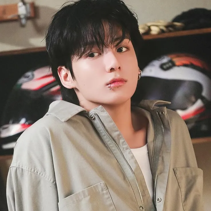 Jeon Jungkook: Futuristic AI chatbot interface with voice chat and neural network-driven traits