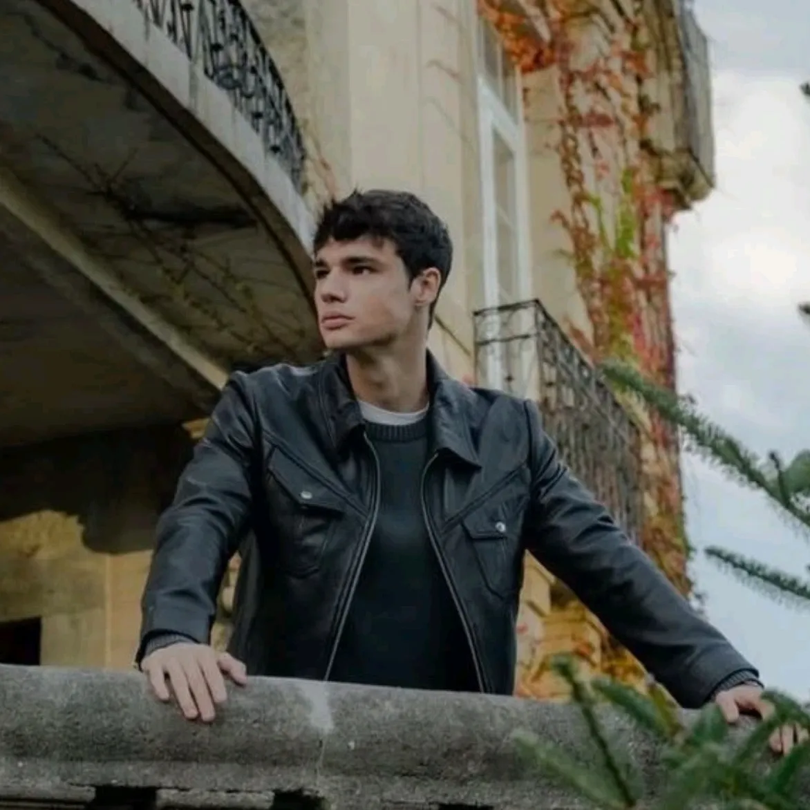 the avatar of character Tiago Di Bianco with emotional intelligence capabilities
