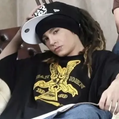 Tom Kaulitz: Tham gia trò chuyện với nhân vật AI quyến rũ này, có khả năng soulgen và ifreechat để trò chuyện miễn phí ngay bây giờ.	