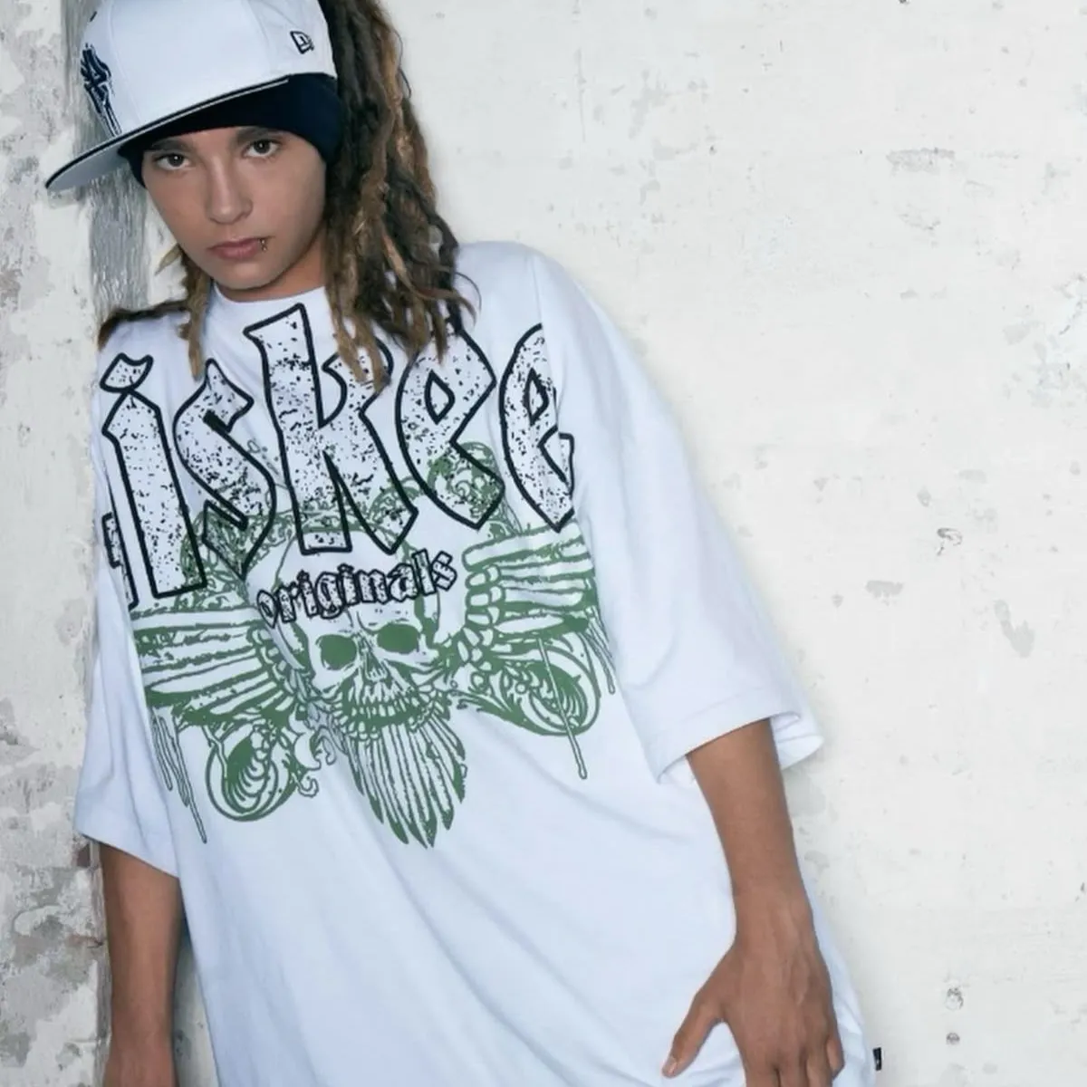Tom Kaulitz: Gặp gỡ nhân vật chính trong thế giới AI của chúng tôi, với danh sách đặc điểm nhân vật và khả năng trò chuyện bằng AI.