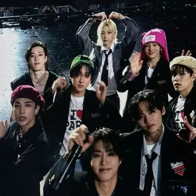 Stray Kids — Fire: Эмоционально интеллектуальный портрет собеседника с искусственным интеллектом для глубоких бесед	