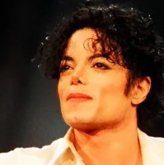Multilingual Michael Jackson focusing on chat IA tasks, neural network core visible in background.
