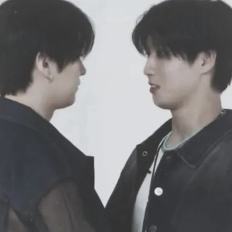 Lee Minho-Minsung: Creative roleplay AI character art for spicy chat and fantasy scenarios