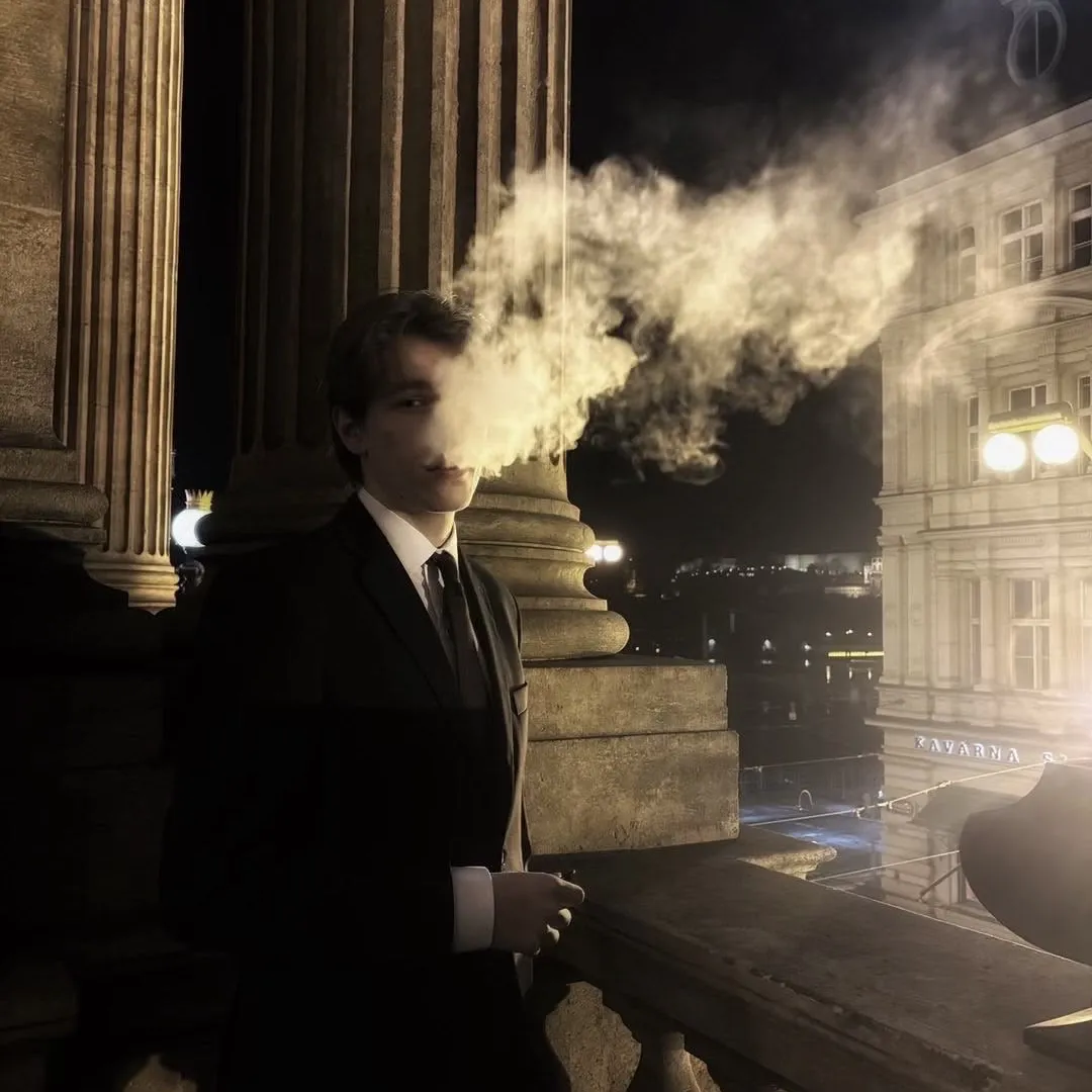 the avatar of Aleksandr volkov - mafia boss with vibrant traits for immersive roleplay experiences