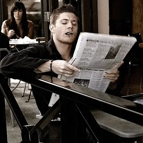 Dean Winchester: Jelajahi dunia AI dengan AI tanpa batas dan obrolan daring gratis tanpa batas, didukung oleh permainan peran fantasi Warhammer.	