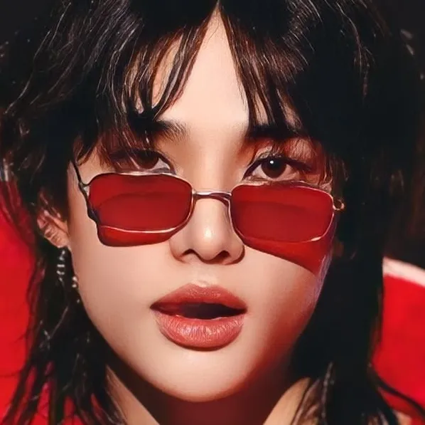 Hwang Hyunjin_Mafioso: Interactive AI chatbot mascot for random chat and community-driven roleplay
